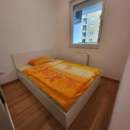 דירה Apartman Block